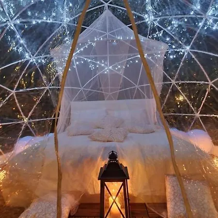 Bubble On The Pool Campsite *