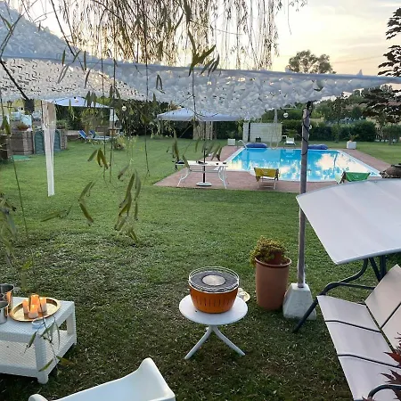 Bubble On The Pool Κάμπινγκ